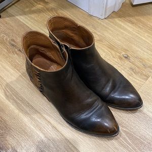 Frye Size 11 Booties